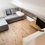 El *
